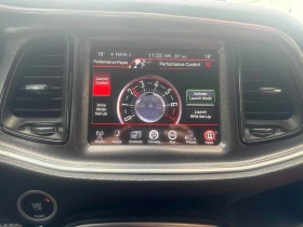 Dodge Challenger SXT + , снимка 9