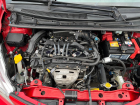 Toyota Yaris Газ/Бензин, снимка 14 - Автомобили и джипове - 45506236
