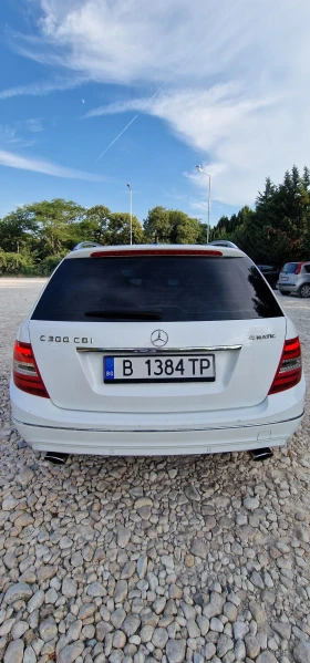 Mercedes-Benz C 300 4MATIC, снимка 6