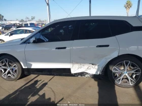 Обява за продажба на BMW iX 2023 BMW IX XDRIVE50 ~77 800 лв. - изображение 4