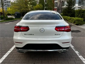 Mercedes-Benz 220 COUPE