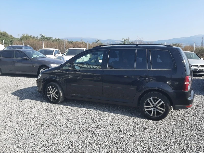 VW Touran 1.9 TDI, снимка 8 - Автомобили и джипове - 43031565