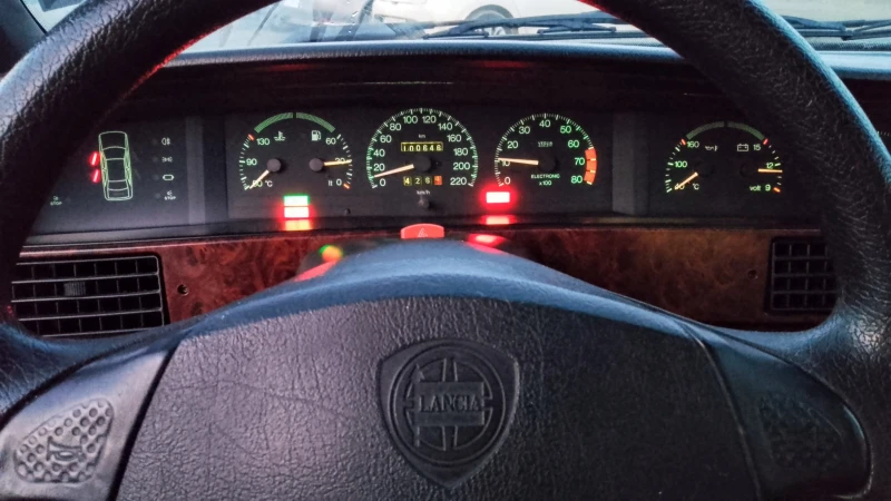 Lancia Dedra 1.8 i.e. LS, снимка 14 - Автомобили и джипове - 50628193