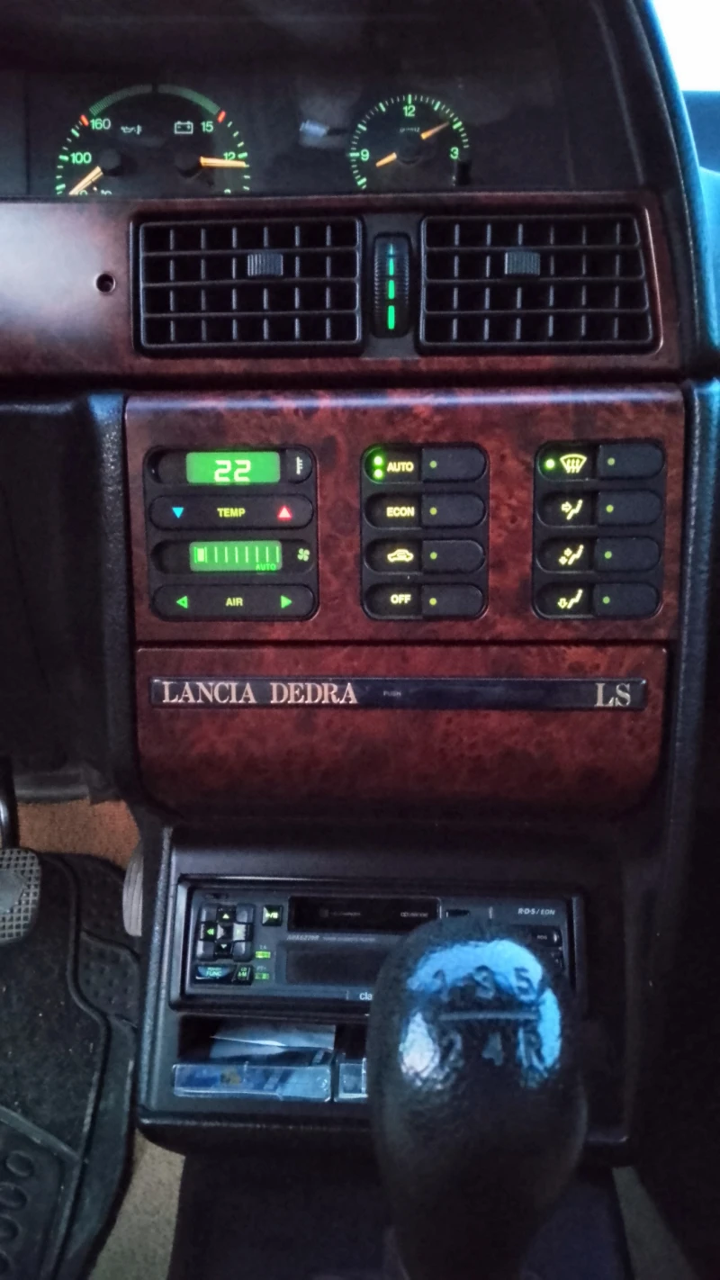 Lancia Dedra 1.8 i.e. LS, снимка 13 - Автомобили и джипове - 50628193