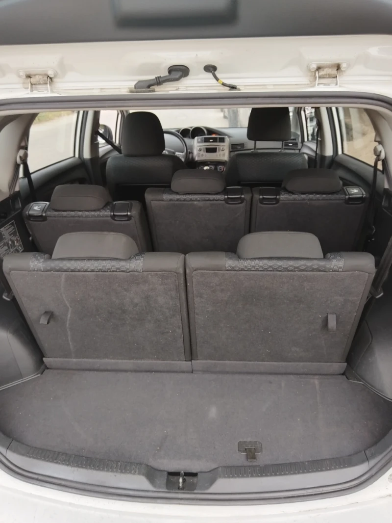 Toyota Verso 2.0D4D.7-  места, снимка 7 - Автомобили и джипове - 52012035