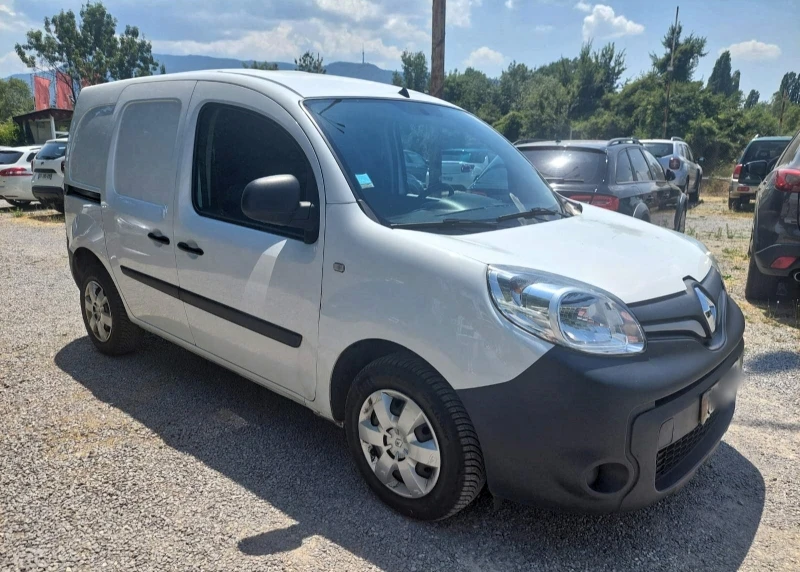 Renault Kangoo 1.5 DCI 80 kc., снимка 4 - Автомобили и джипове - 51128966