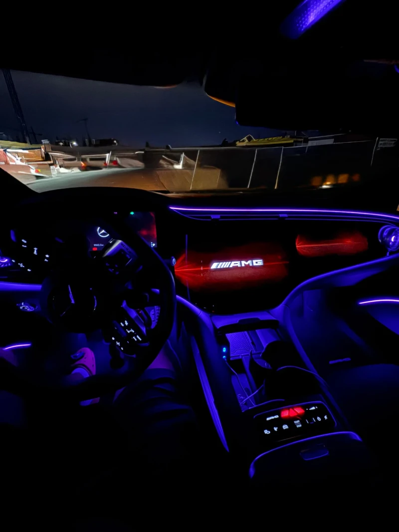 Mercedes-Benz EQS 53 AMG * 4MATIC+ TV/360/FULL ГОТОВ ЛИЗИНГ, снимка 14 - Автомобили и джипове - 51204602