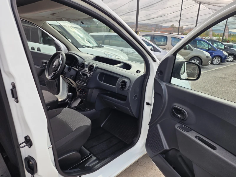 Dacia Dokker 2021г 1.3TCE-102к.с EURO 6d-ШВЕЙЦАРИЯ, снимка 14 - Автомобили и джипове - 51884404