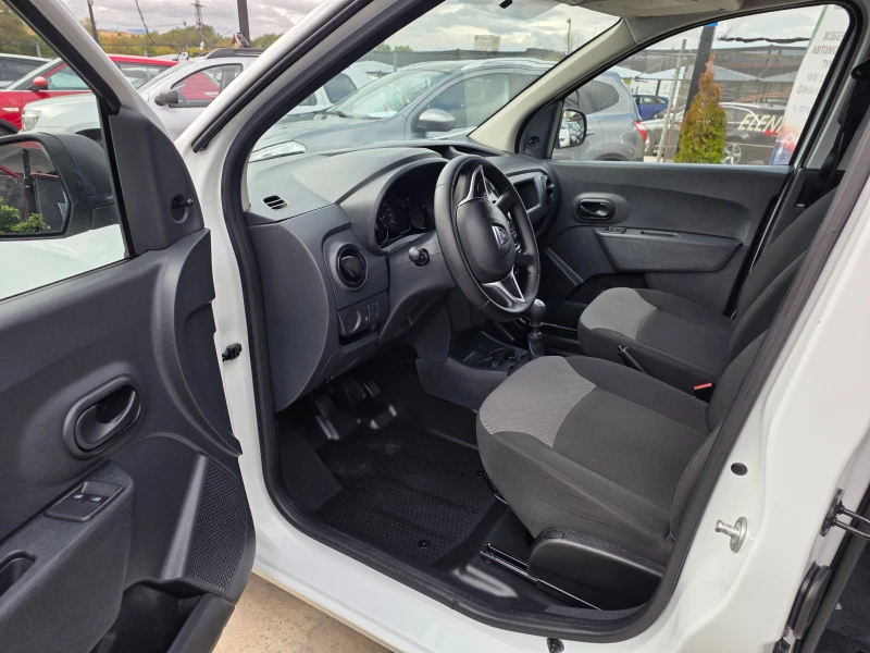 Dacia Dokker 2021г 1.3TCE-102к.с EURO 6d-ШВЕЙЦАРИЯ, снимка 13 - Автомобили и джипове - 51884404