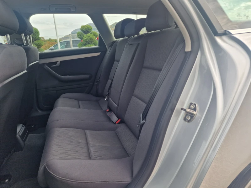 Audi A4 2.0TDI 140KS QUATTRO, снимка 14 - Автомобили и джипове - 52132055