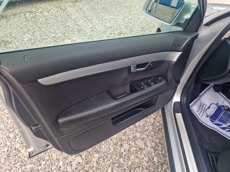 Audi A4 2.0TDI 140KS QUATTRO, снимка 12 - Автомобили и джипове - 52132055