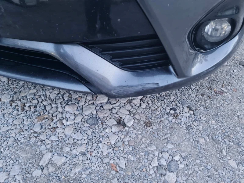 Toyota Avensis, снимка 15 - Автомобили и джипове - 52569473