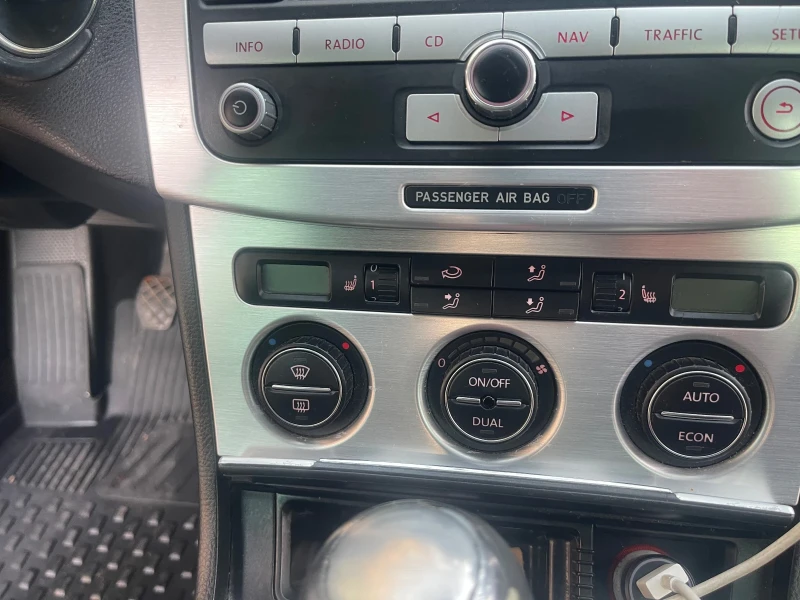 VW Passat 2.0, снимка 9 - Автомобили и джипове - 52839315