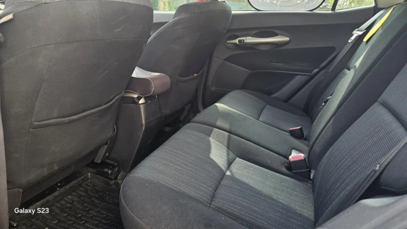 Toyota Auris Газов инжекцион, снимка 8 - Автомобили и джипове - 52882475