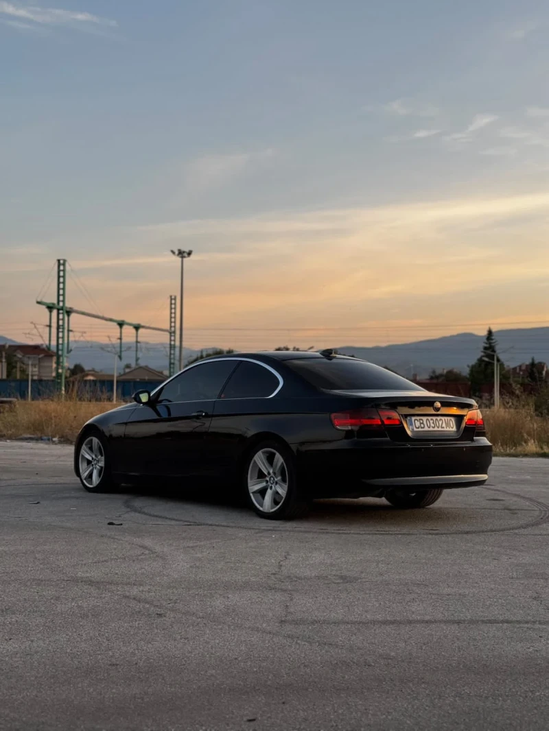 BMW 330, снимка 7 - Автомобили и джипове - 53023031