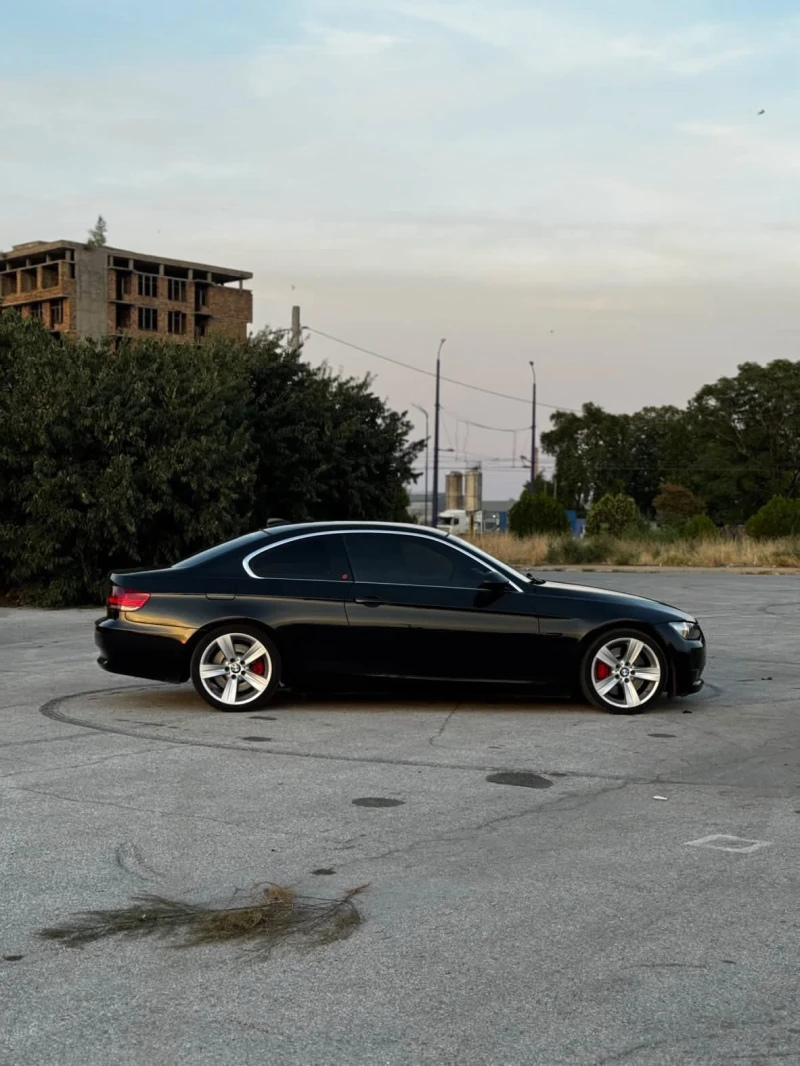 BMW 330, снимка 9 - Автомобили и джипове - 53023031