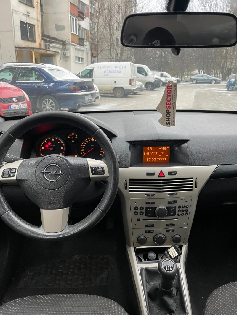Opel Astra 1.7 CDTI, снимка 7 - Автомобили и джипове - 53065305