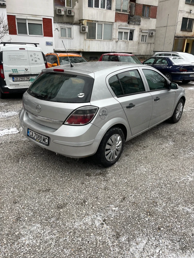 Opel Astra 1.7 CDTI, снимка 6 - Автомобили и джипове - 53065305