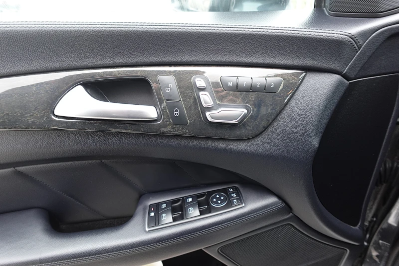 Mercedes-Benz CLS 350 Facelift 9G, снимка 14 - Автомобили и джипове - 53446489