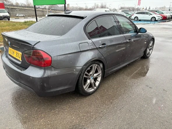 BMW 330 325d M Sport, снимка 2 - Автомобили и джипове - 48464034