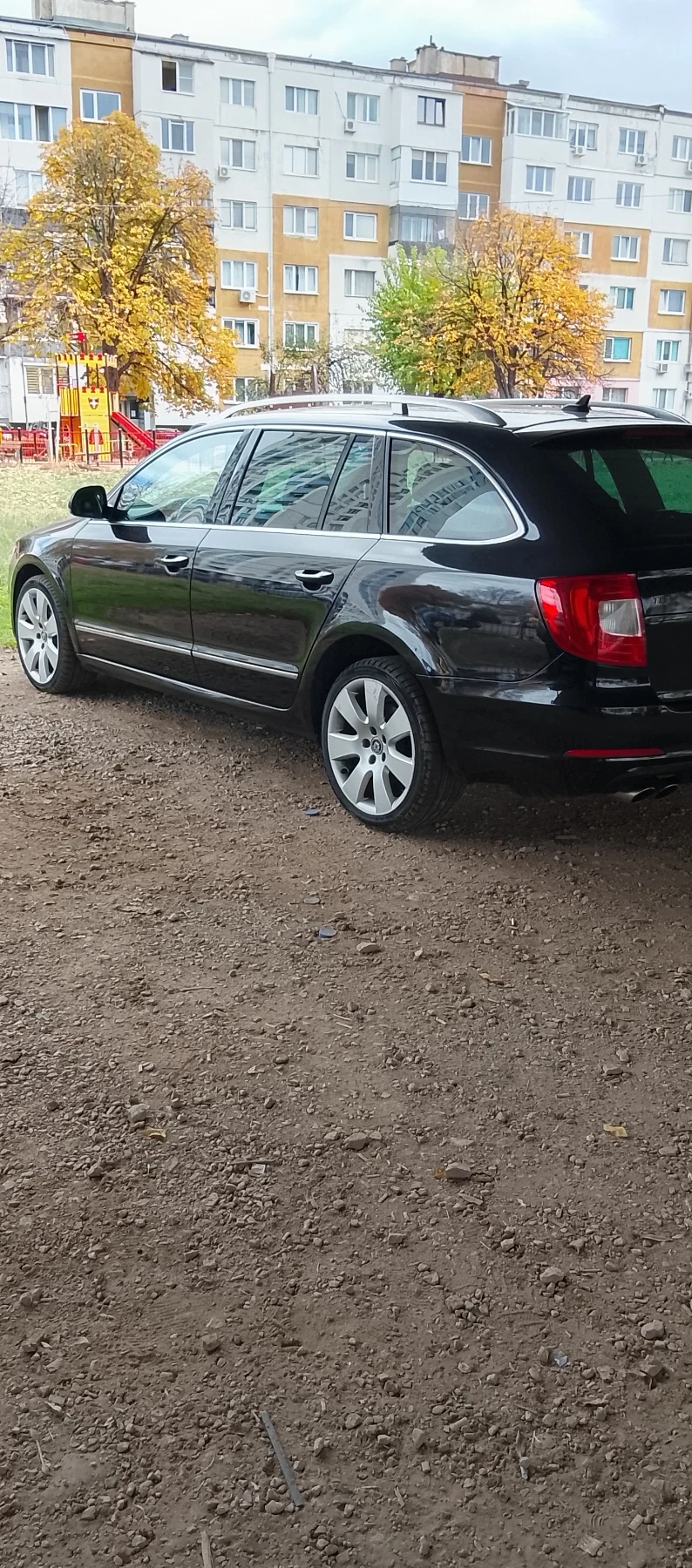 Skoda Superb 2.0TDI, снимка 7 - Автомобили и джипове - 52324859