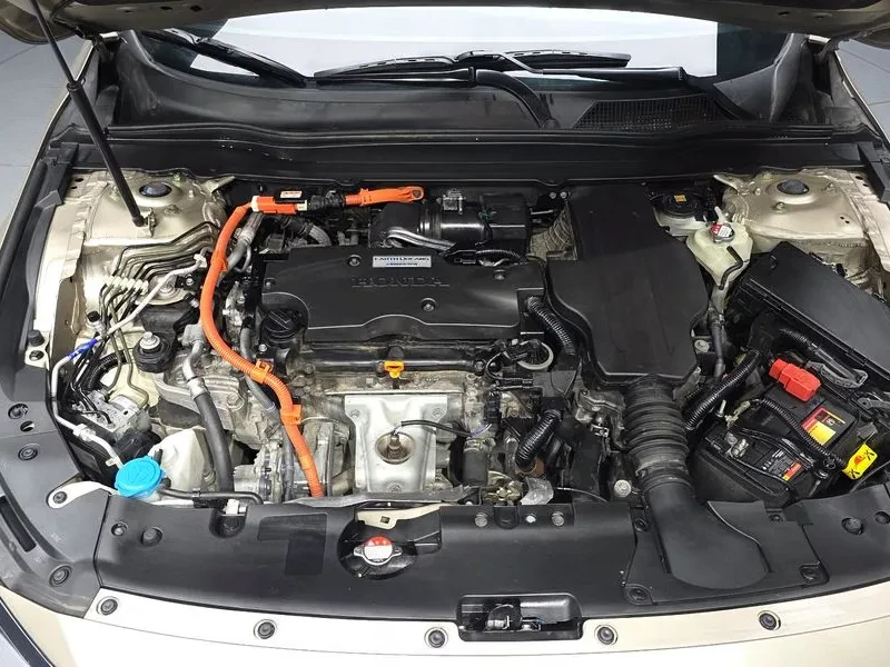 Honda Accord 2.0 Hybrid - САМО 30% АВАНС!, снимка 6 - Автомобили и джипове - 55936565