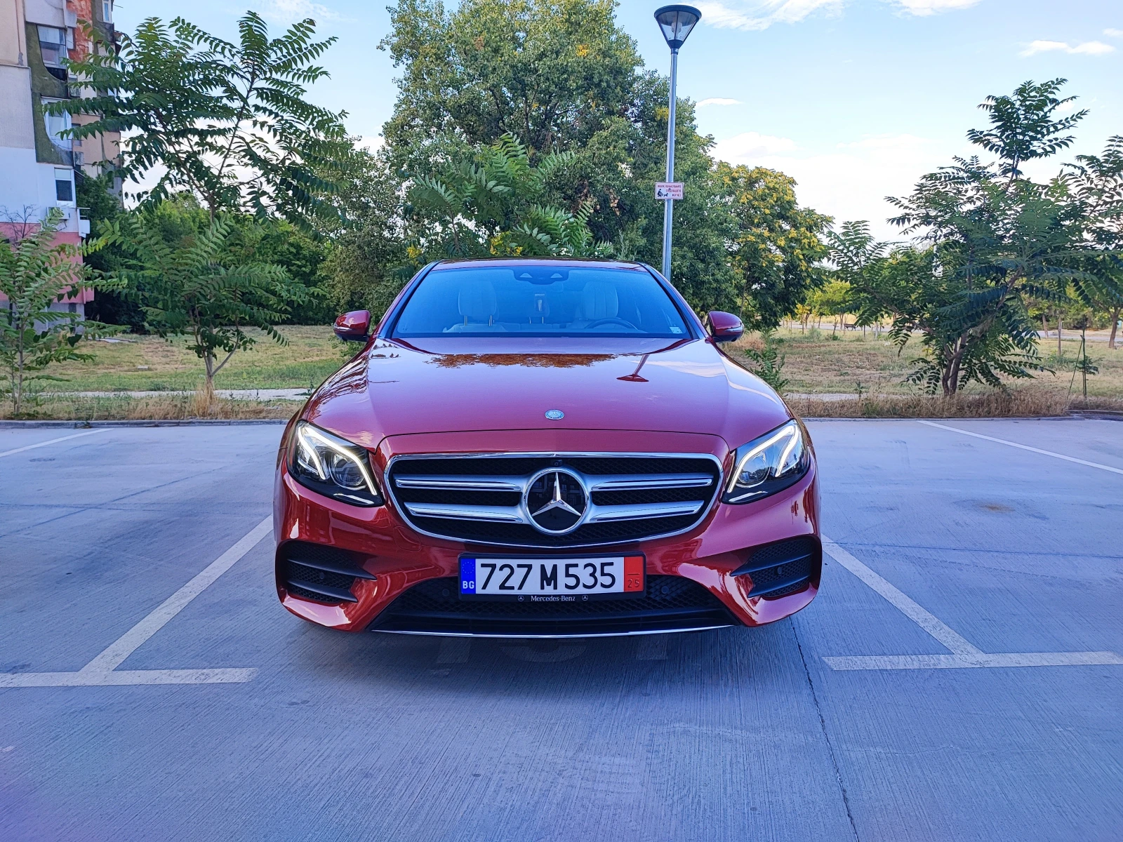 Mercedes-Benz E 300 4Matic^AMG^DIGITAL^DISTRONIC+ , снимка 1