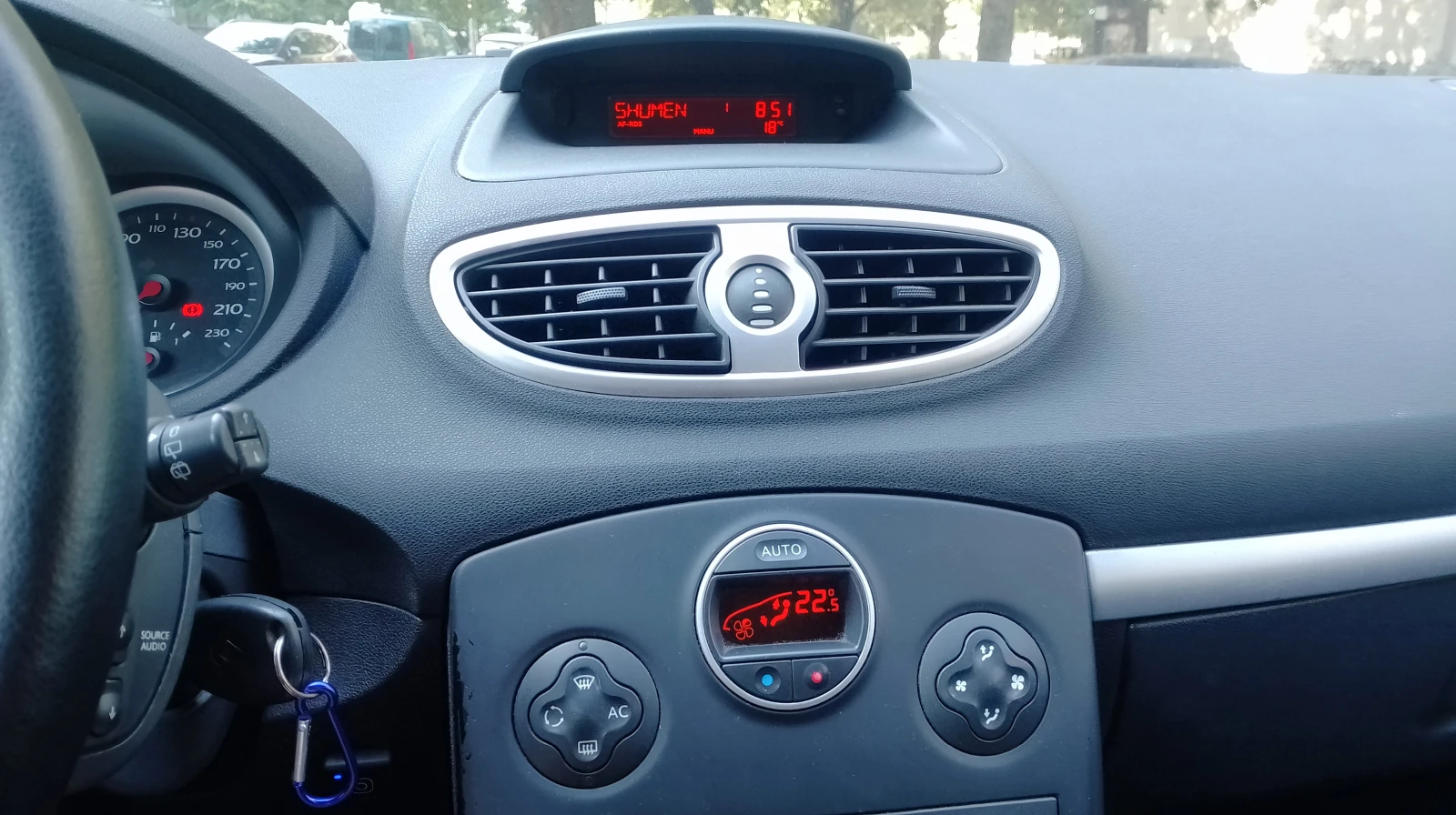Renault Clio clio3 - изображение 8