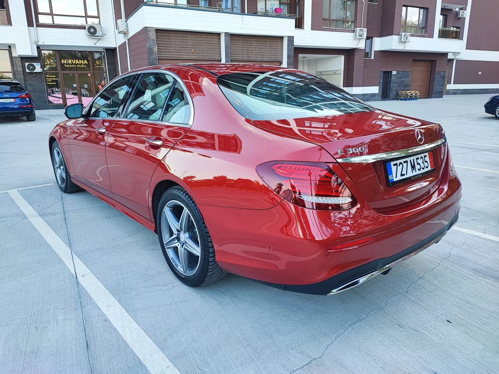 Mercedes-Benz E 300 4Matic^AMG^DIGITAL^DISTRONIC+  - изображение 3