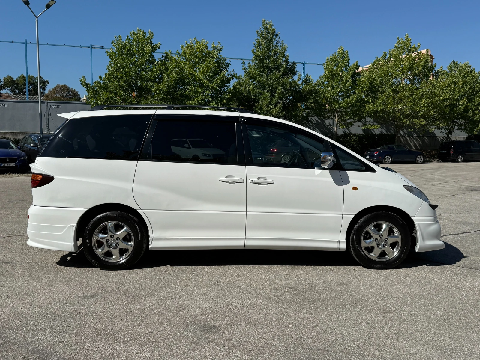 Toyota Previa 2.4i 156 к.с./7места - изображение 5