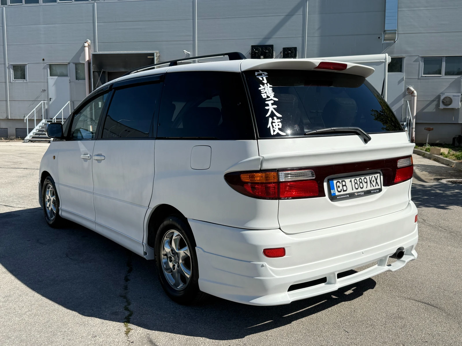 Toyota Previa 2.4i 156 к.с./7места - изображение 3