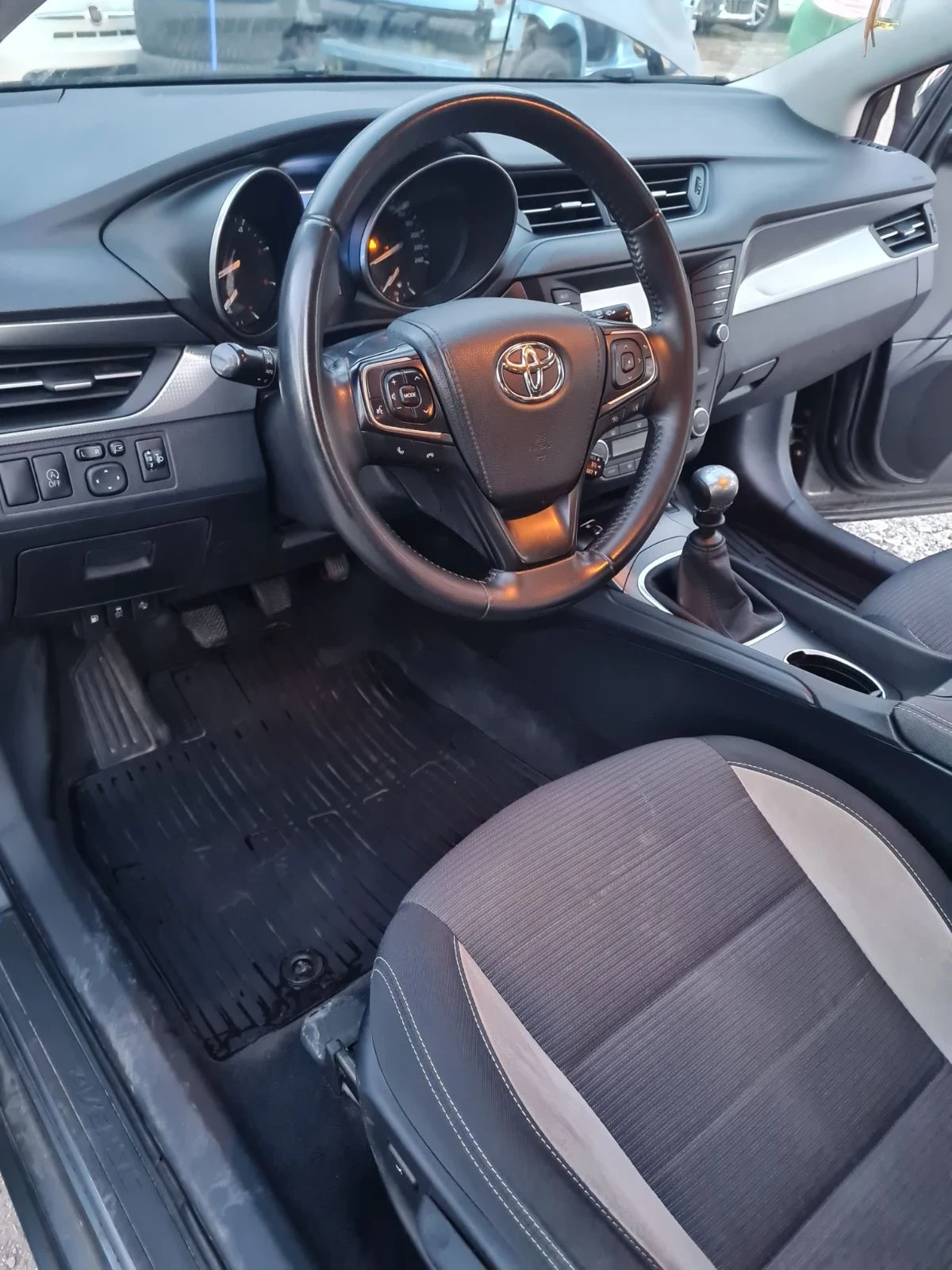 Toyota Avensis | Mobile.bg   10