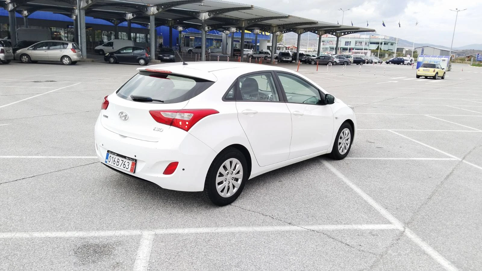Hyundai I30 Hyundai I30 1.4 CRDI LED EURO6 - изображение 3