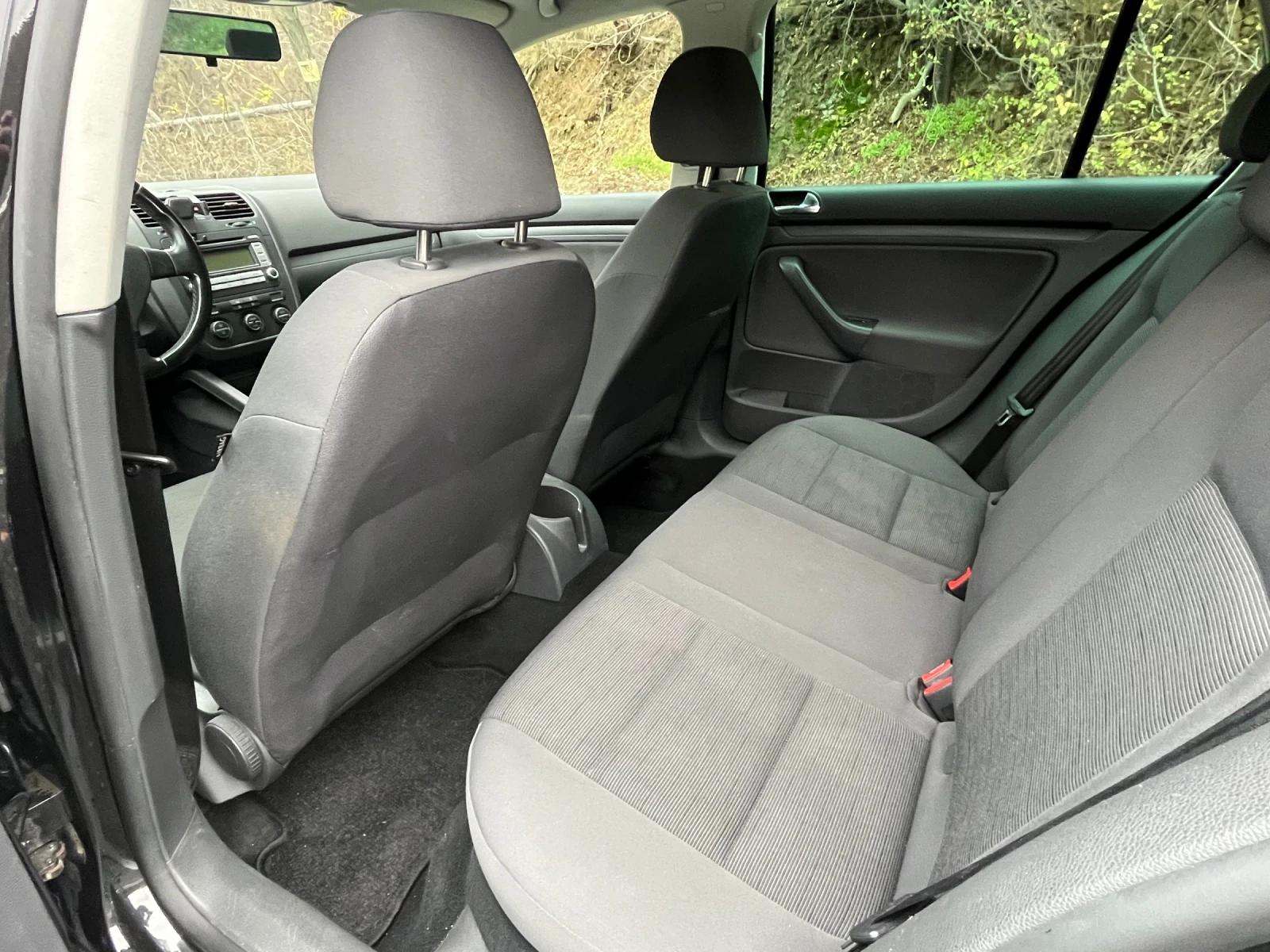 VW Golf 1, 6I регистриран - изображение 10