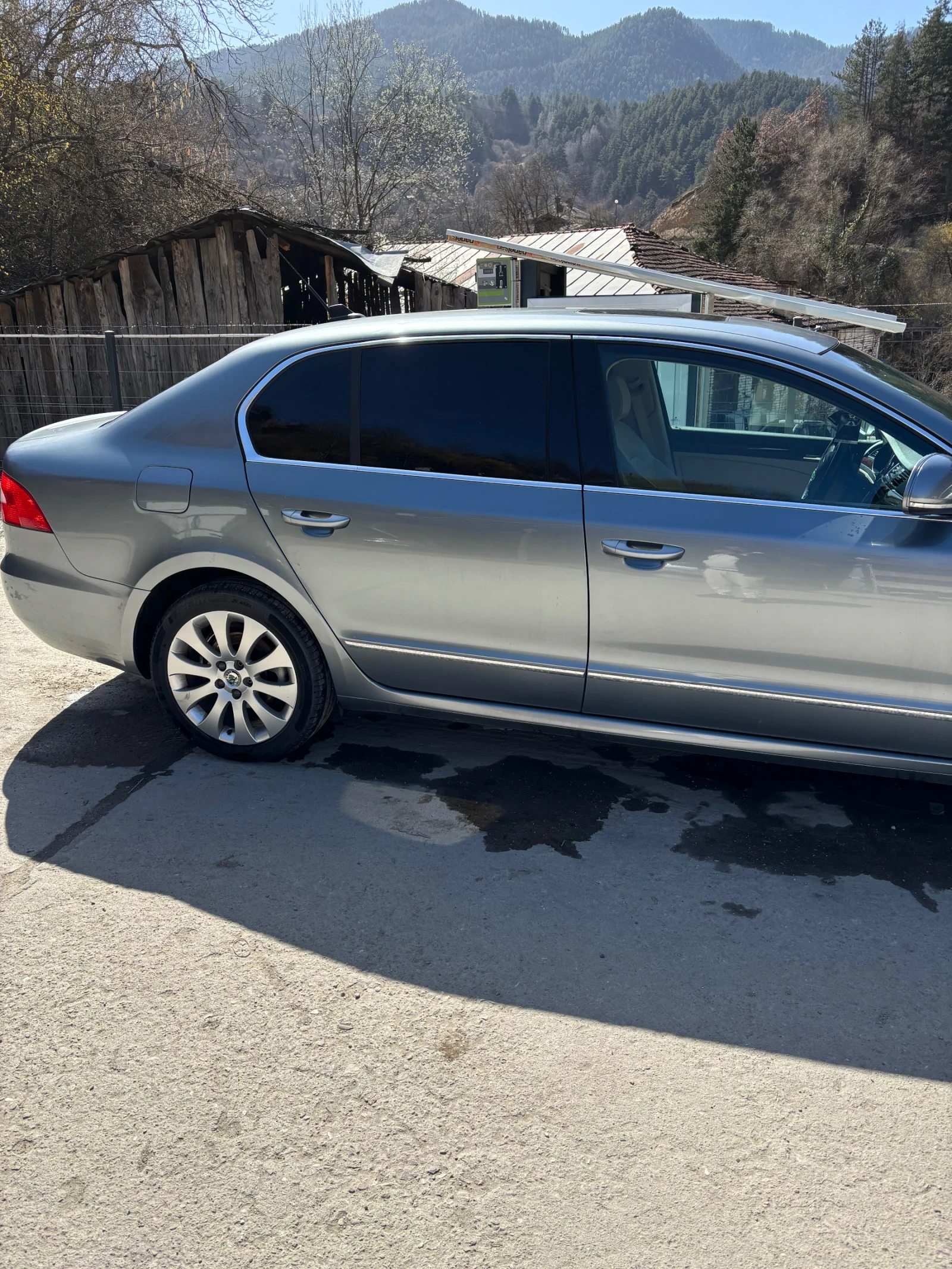 Skoda Superb, снимка 9 - Автомобили и джипове - 52833260