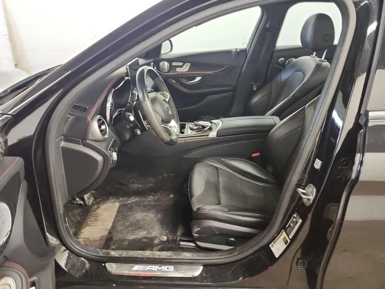 Mercedes-Benz C 43 AMG  * CARFAX * 2 КЛЮЧА * ПАНОРАМА, снимка 9 - Автомобили и джипове - 53864583