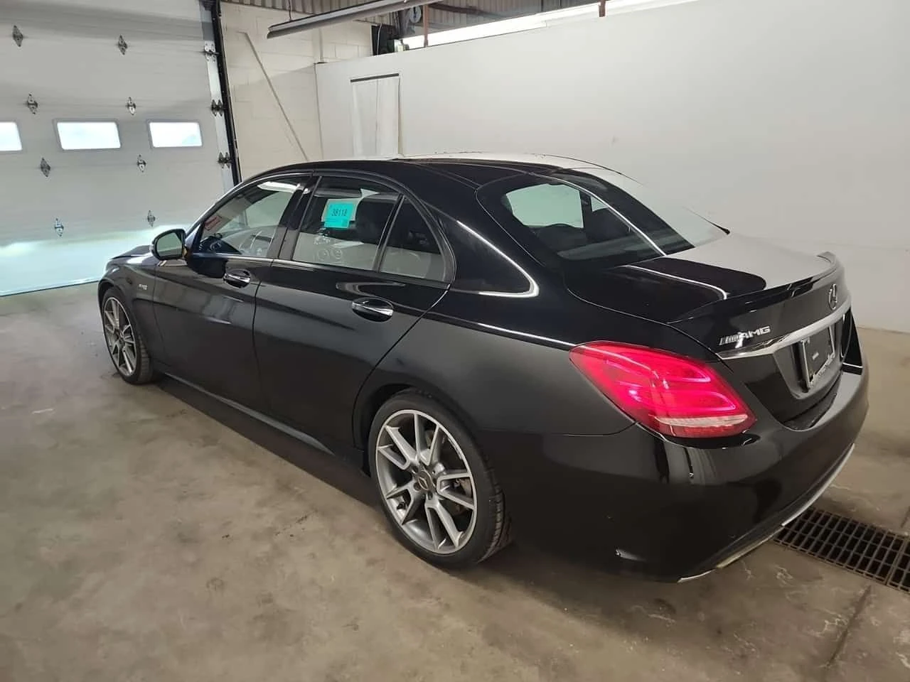 Mercedes-Benz C 43 AMG  * CARFAX * 2 КЛЮЧА * ПАНОРАМА, снимка 4 - Автомобили и джипове - 53864583