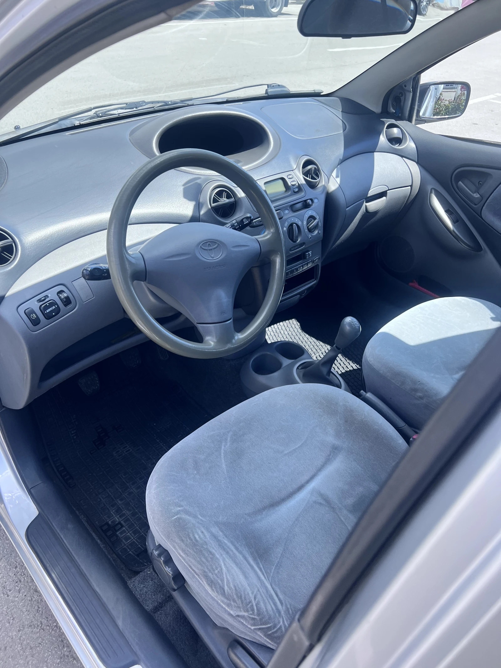 Toyota Yaris, снимка 16 - Автомобили и джипове - 54431986