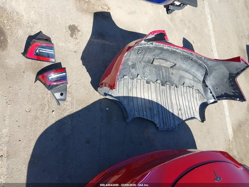 Tesla Model Y * Performance* Dual Motor All-Wheel Drive* , снимка 12 - Автомобили и джипове - 54631333