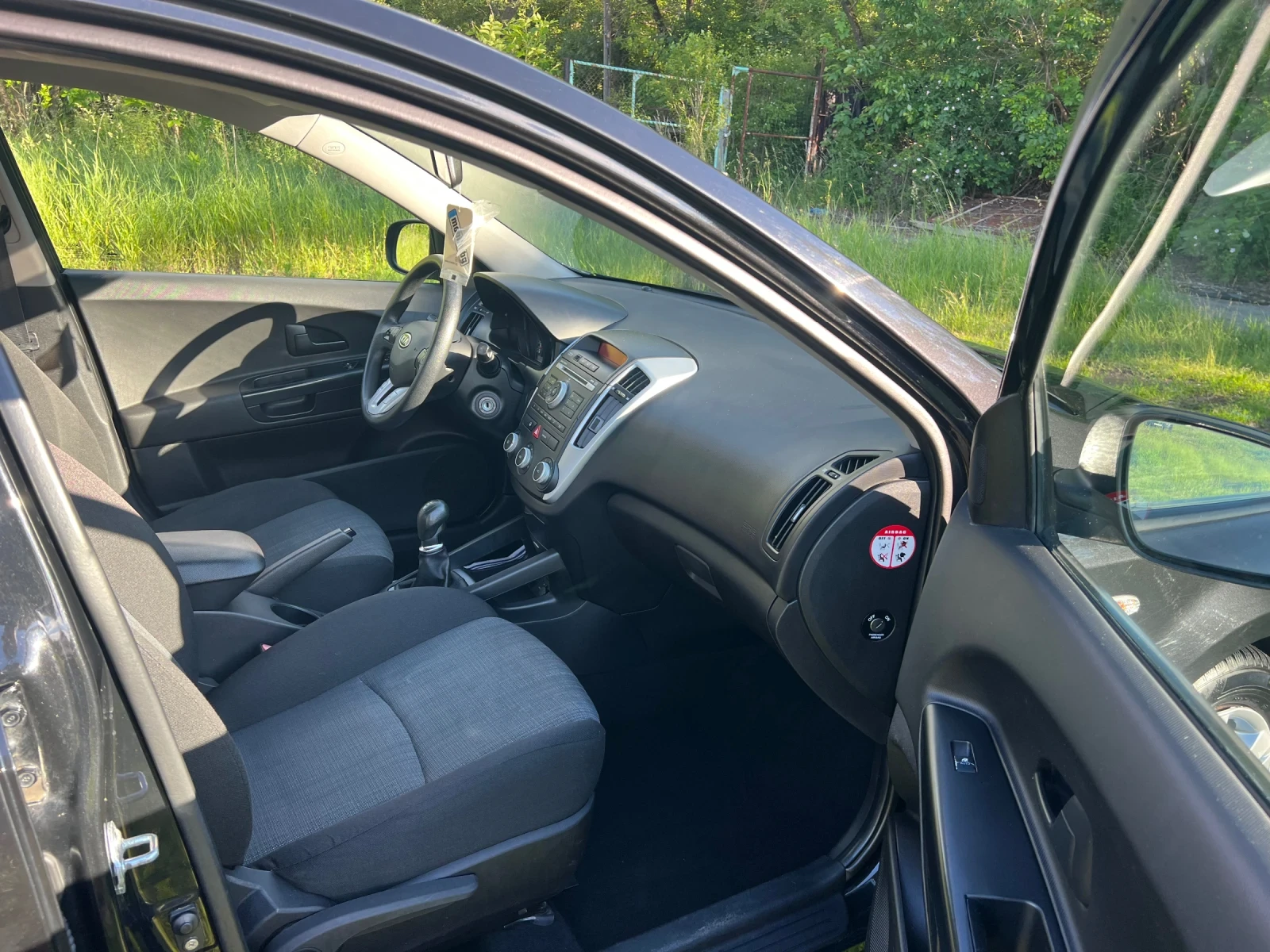 Kia Ceed 1.4i Фейс//Euro/5 , снимка 9 - Автомобили и джипове - 54826204