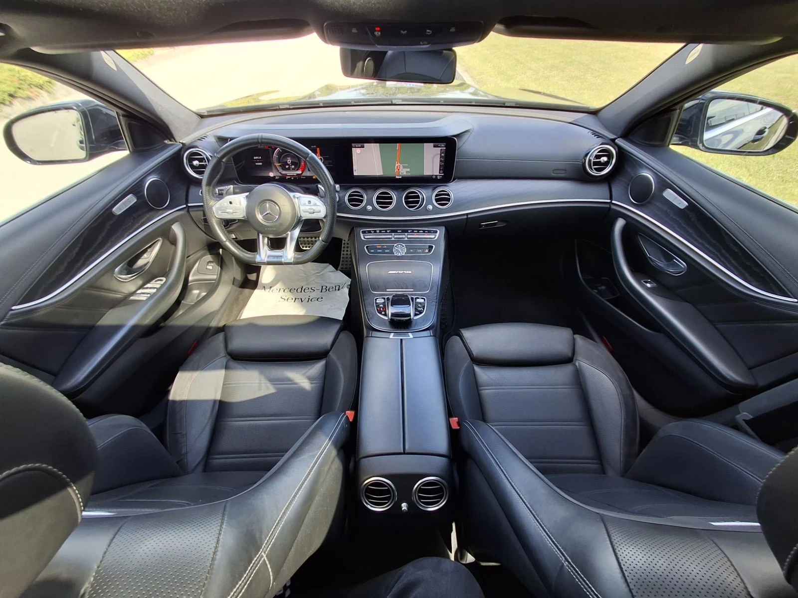 Mercedes-Benz E 63 AMG 4MATIC+ , снимка 12 - Автомобили и джипове - 54965912