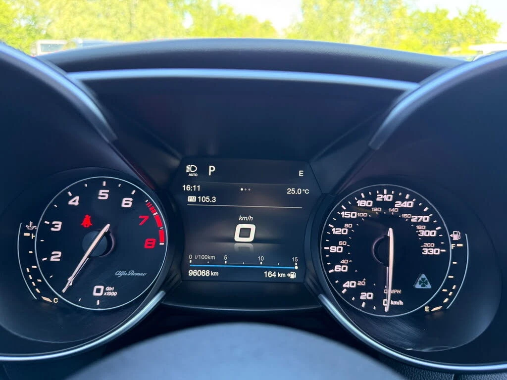 Alfa Romeo Giulia QUADROFOGLIO* CARBON* FULL* КРАЙНА ЦЕНА ДО БЪЛГАРИ, снимка 8 - Автомобили и джипове - 55124247