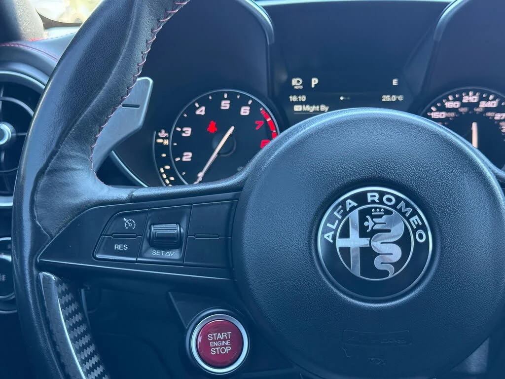 Alfa Romeo Giulia QUADROFOGLIO* CARBON* FULL* КРАЙНА ЦЕНА ДО БЪЛГАРИ, снимка 7 - Автомобили и джипове - 55124247