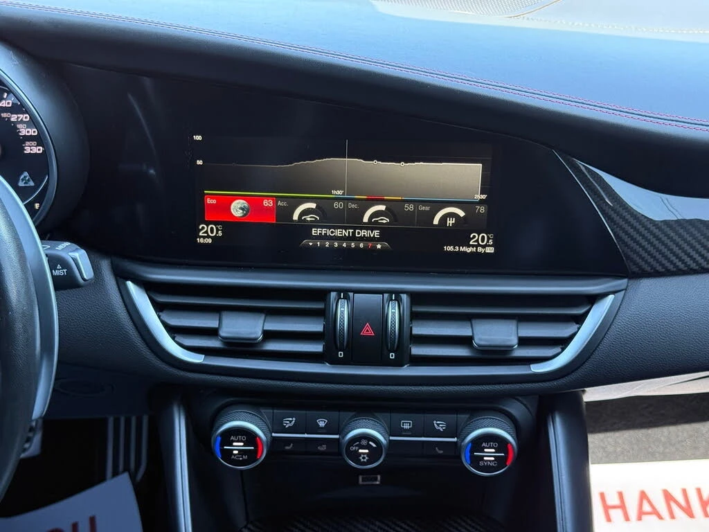 Alfa Romeo Giulia QUADROFOGLIO* CARBON* FULL* КРАЙНА ЦЕНА ДО БЪЛГАРИ, снимка 13 - Автомобили и джипове - 55124247