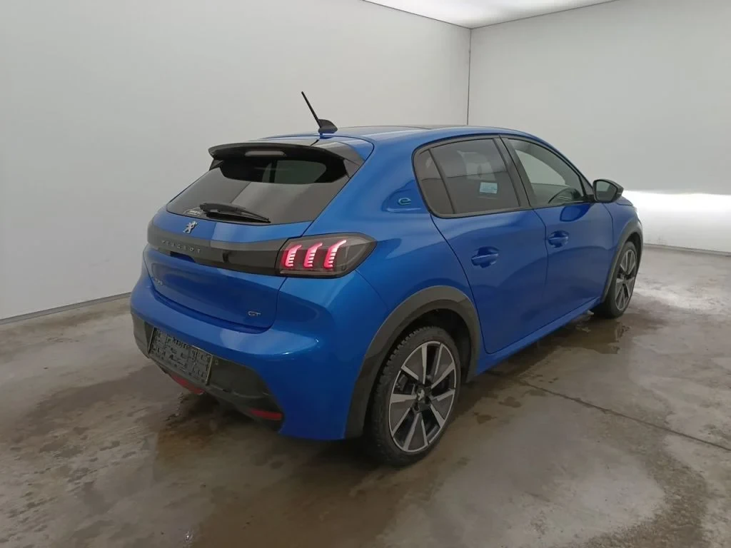 Peugeot 208 GT Pack, снимка 4 - Автомобили и джипове - 55350402