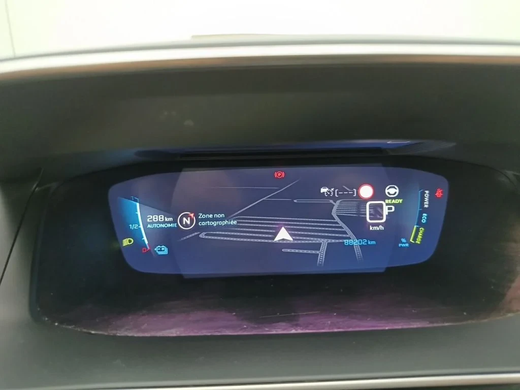Peugeot 208 GT Pack, снимка 15 - Автомобили и джипове - 55350402
