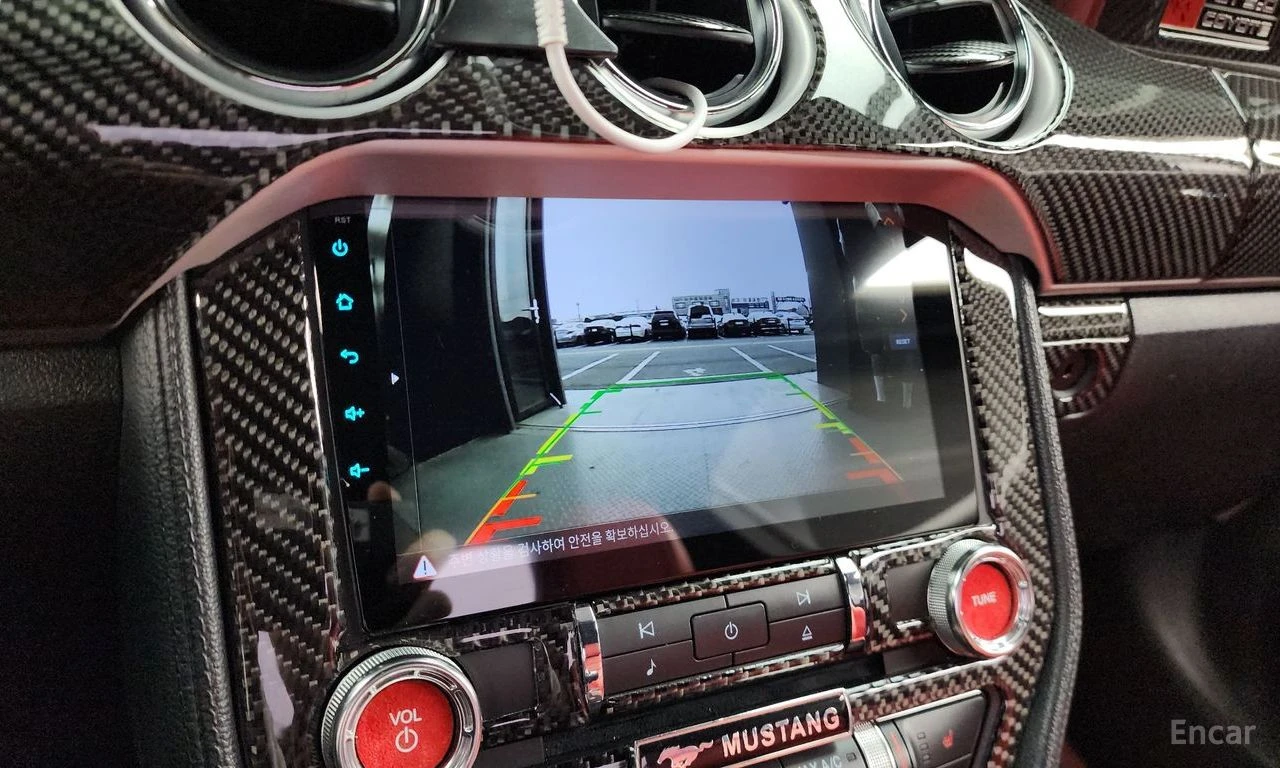 Ford Mustang GT* 5.0* V8* ПОДГРЕВ* ОБДУХВАНЕ* КАМЕРА* КЕЙЛЕС* , снимка 11 - Автомобили и джипове - 55405107