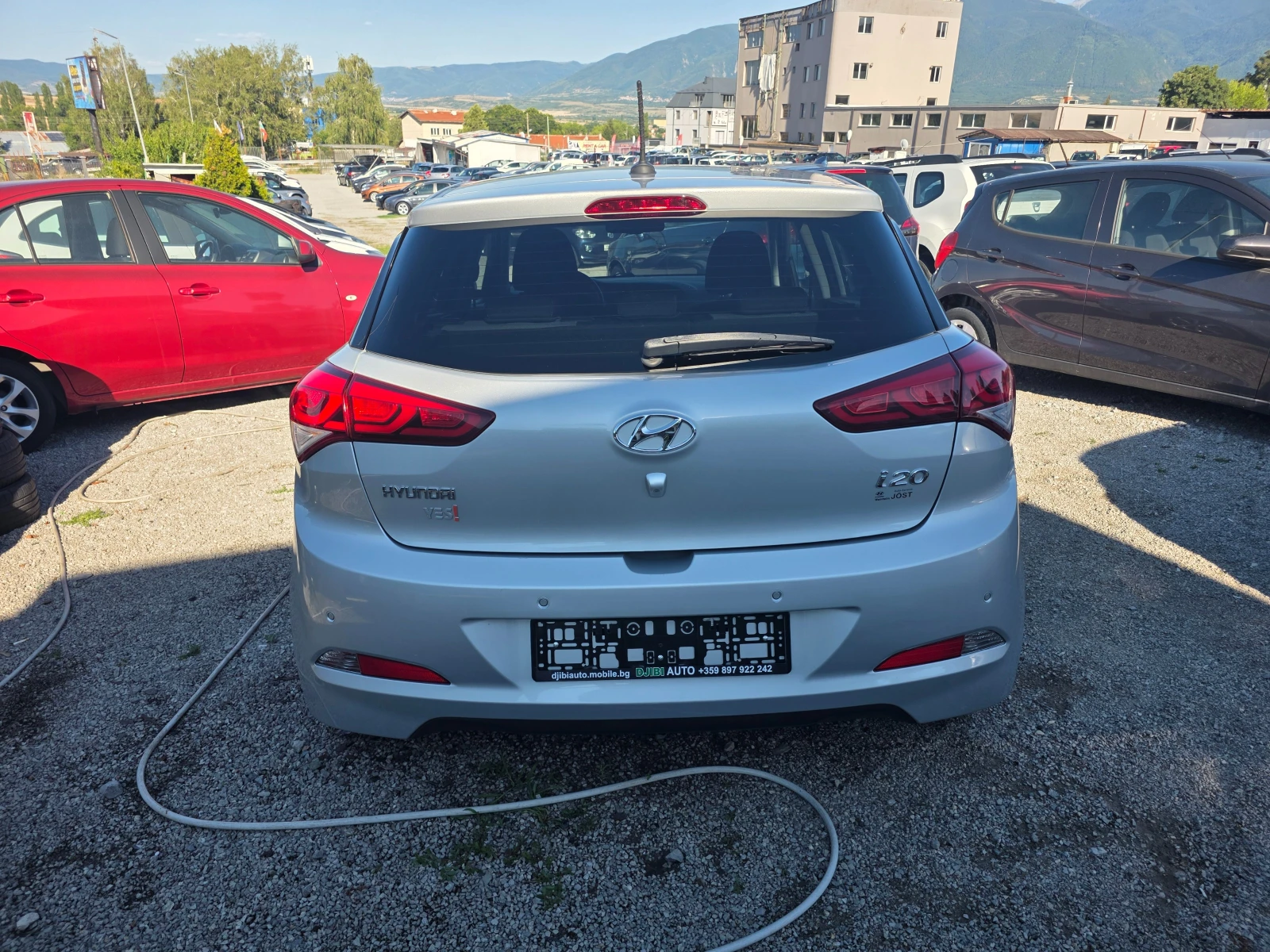 Hyundai I20 1.2i-86к.с LED NAVI FULL EURO6, снимка 4 - Автомобили и джипове - 55465892