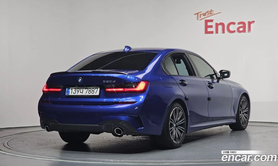 BMW 320 320d M Sport, снимка 2 - Автомобили и джипове - 56156677