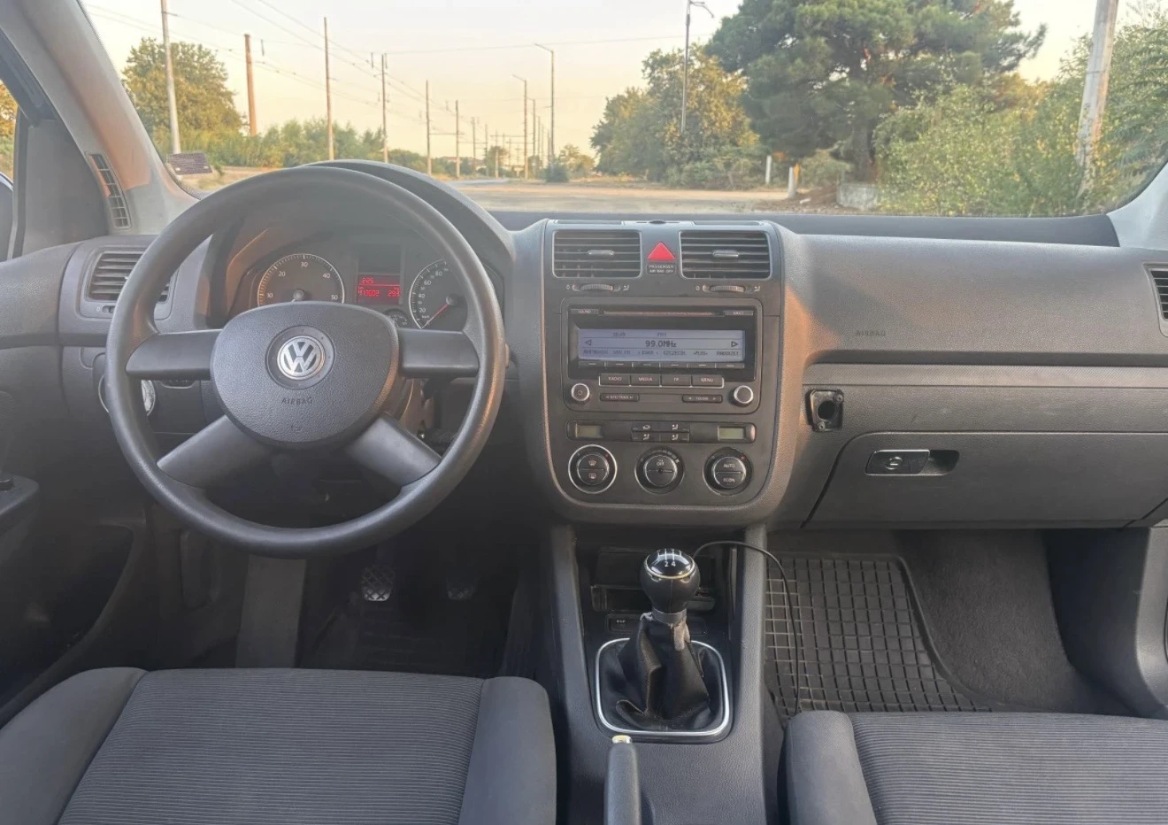 VW Golf Golf 5 1.9 tdi, снимка 5 - Автомобили и джипове - 56254238